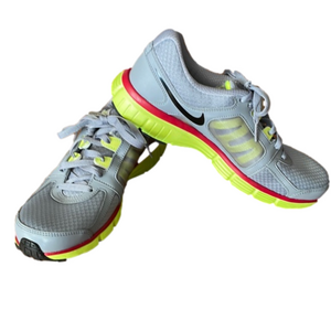 NIKE NWT Dual Fusion Run Sneakers Size 10